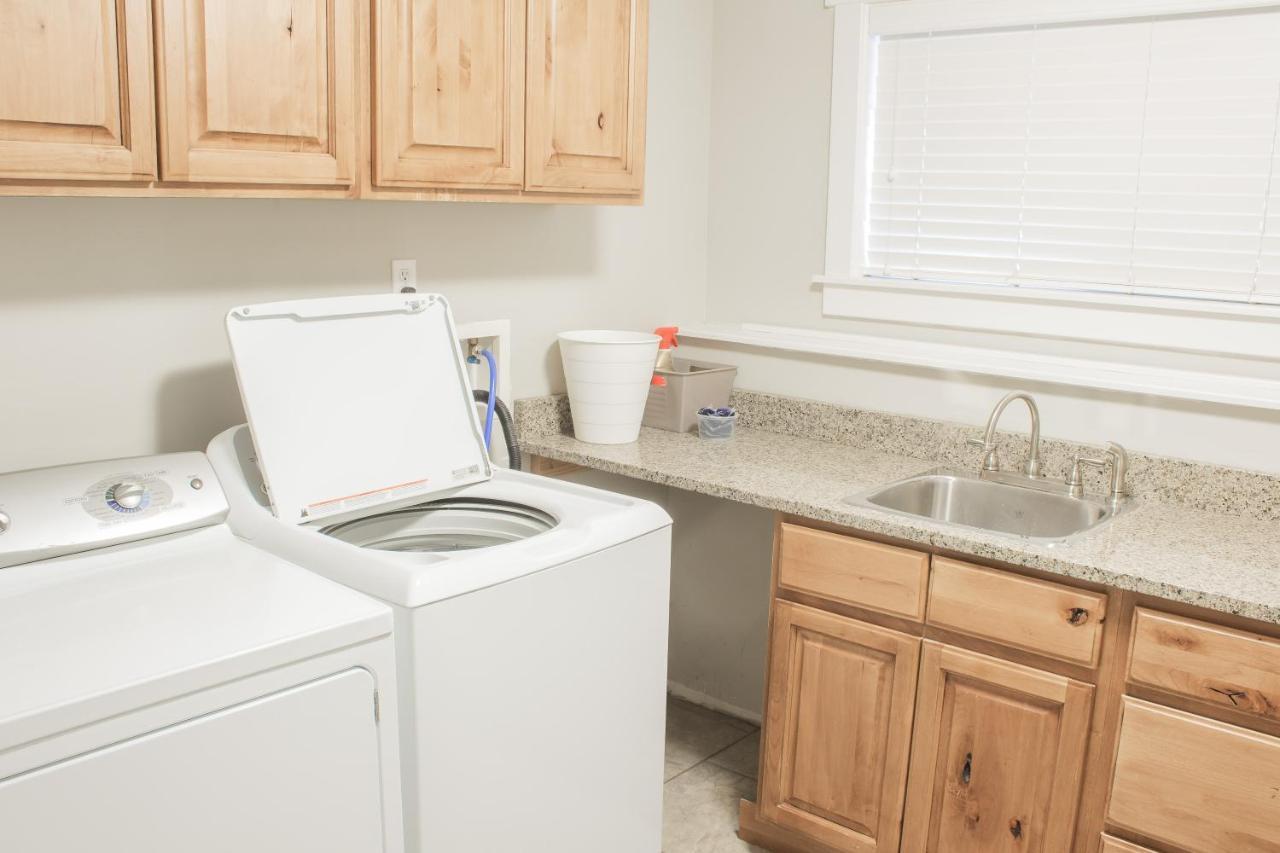 Family Friendly Home - Utah Valley Sanctuary โอเร็ม ภายนอก รูปภาพ
